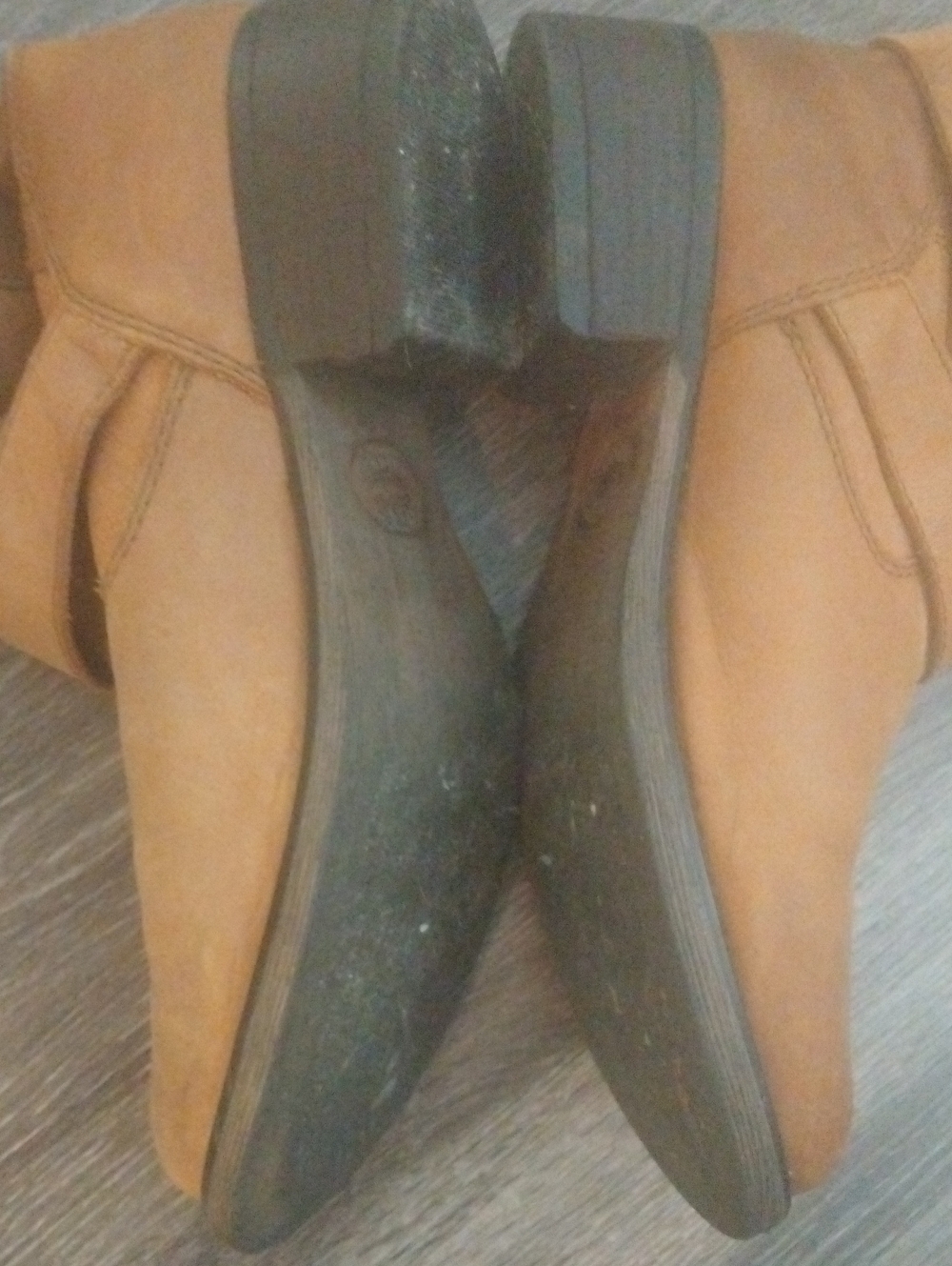 STEVE MADDEN- Tan Slouchy Buckle Leather Ankle Boots Size 8.5 - Picture 6 of 6
